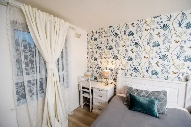 The Boutique by the Sea - 2 Bedroom Beach View Apartment