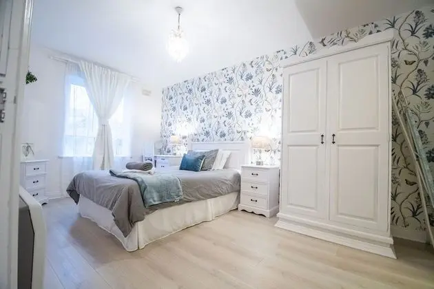 The Boutique by the Sea - 2 Bedroom Beach View Apartment