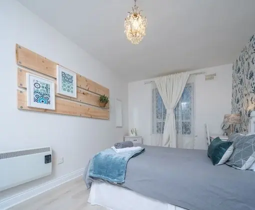 The Boutique by the Sea - 2 Bedroom Beach View Apartment