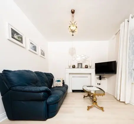 The Boutique by the Sea - 2 Bedroom Beach View Apartment