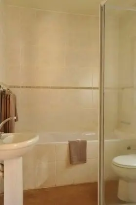 Luxury Oda (with 2 Single Beds)
