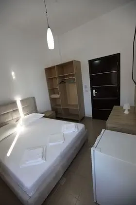 Tek Büyük Yataklı Oda