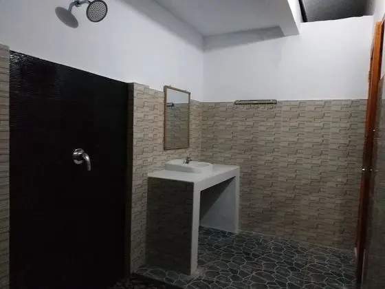 Standard Tek Büyük Yataklı Oda, 1 Büyük (Queen) Boy Yatak, Sigara İçilebilir, Bahçe Manzaralı