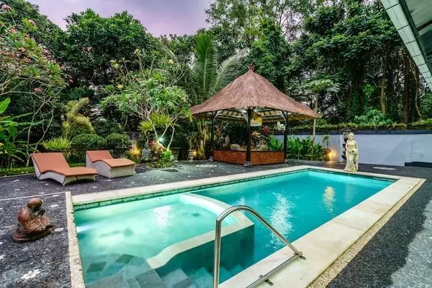 Villa, 2 Yatak Odası, Kişiye Özel Havuzlu, Bahçe Manzaralı
