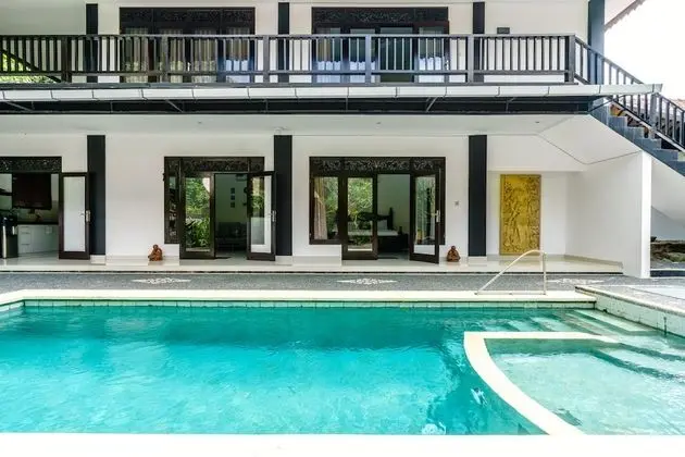 Villa, 3 Yatak Odası, Kişiye Özel Havuzlu, Bahçe Manzaralı