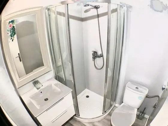 Economy Tek Büyük Yataklı Oda, Özel Banyo