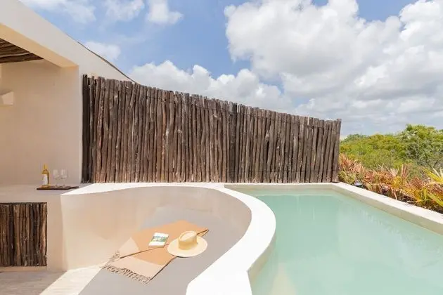 Luxury Ev (Tulum)