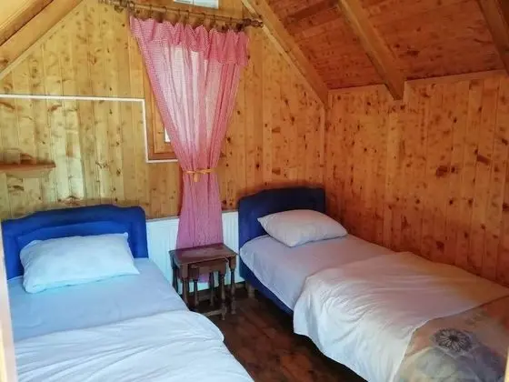 Kulübe (Twin room)