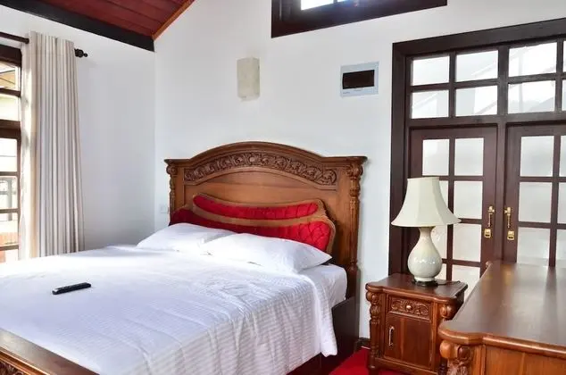 Basic Tek Büyük Yataklı Oda, Bahçe Manzaralı