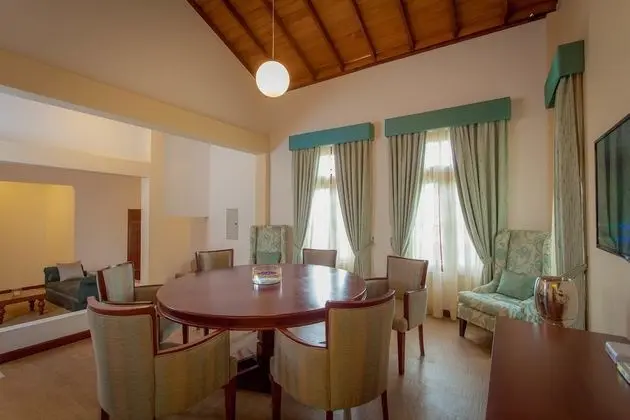 Deluxe Lower Bungalow