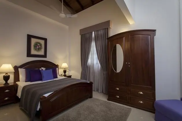 Deluxe Lower Bungalow