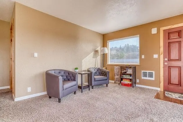 Ev, Birden Çok Yatak (Bungalow By The Bay)