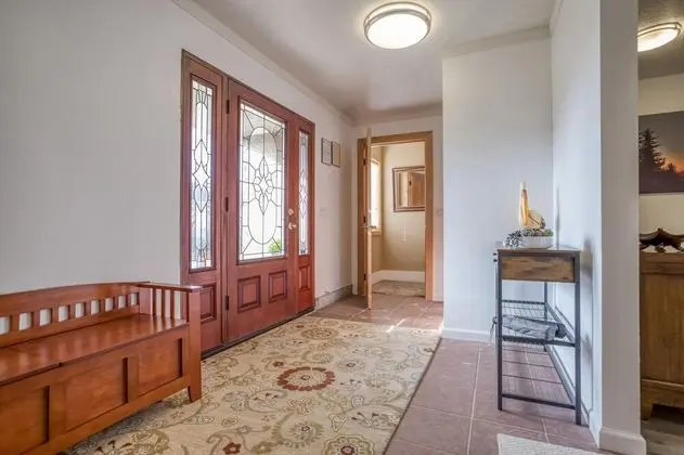 Ev, Birden Çok Yatak (Bungalow By The Bay)