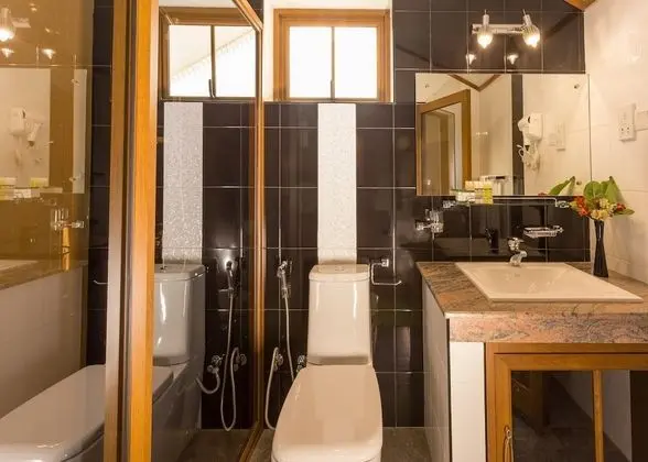 Romantic Tek Büyük Yataklı Oda, Göl Manzaralı