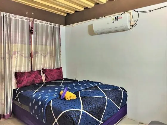 Bungalov, Havuz Manzaralı