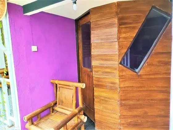 Bungalov, Havuz Manzaralı