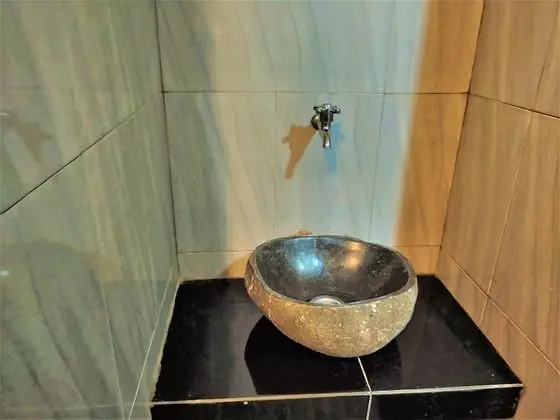 Bungalov, Havuz Manzaralı