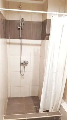 Stüdyo (3 Adults, No kitchen)