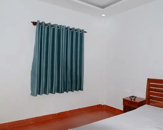 Dört Kişilik Oda, Bahçe Manzaralı