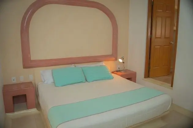 Superior Bungalov, Havuz Manzaralı
