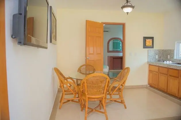 Superior Bungalov, Havuz Manzaralı