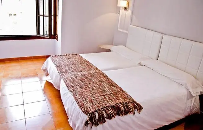 Bungalov (2 adults and 2 children)