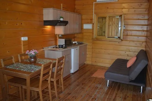 Basic Bungalov, 1 Yatak Odası, Bahçe Manzaralı
