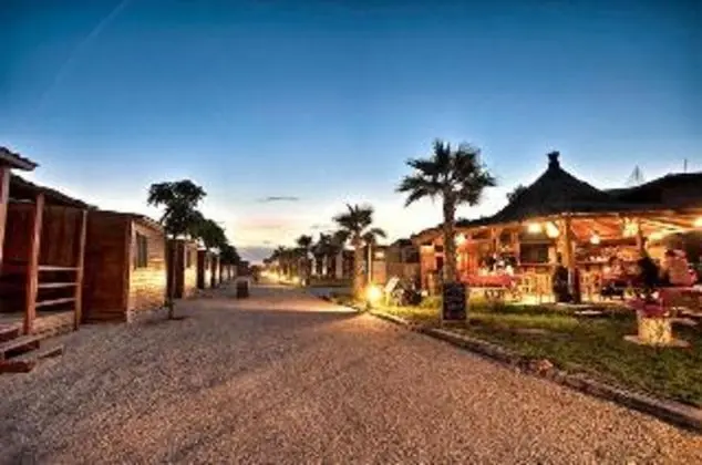 BUNGALOW