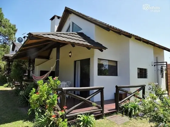 Family Bungalov, 2 Yatak Odası, Havuz Manzaralı