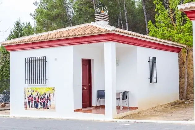 Basic Bungalov, 2 Yatak Odası (no kitchen)