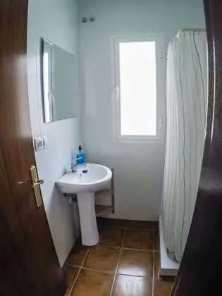 Basic Bungalov, 2 Yatak Odası (no kitchen)