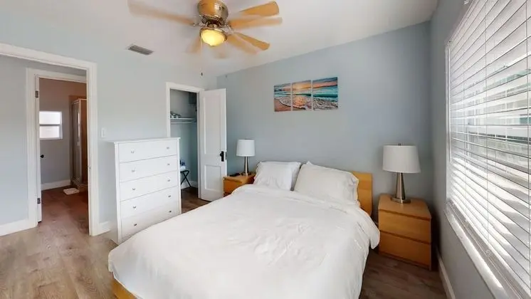 One-Bedroom Suite, Pool View (Unit 1)