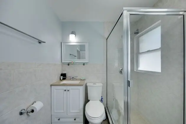 One-Bedroom Suite, Pool View (Unit 5)