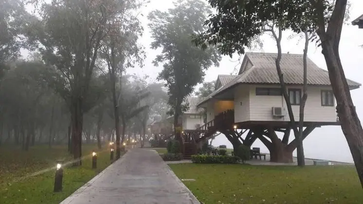 The Lake View House