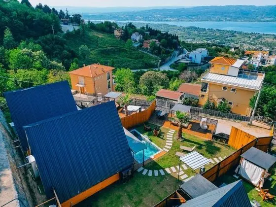 Bungalow, Göl Manzaralı, Isıtmalı Özel Havuzlu