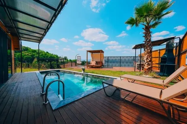 Teras Bungalow Oda, Göl Manzaralı, Isıtmalı Özel Havuzlu
