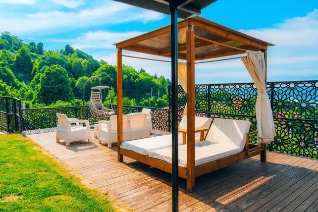 Teras Bungalow Oda, Göl Manzaralı, Isıtmalı Özel Havuzlu