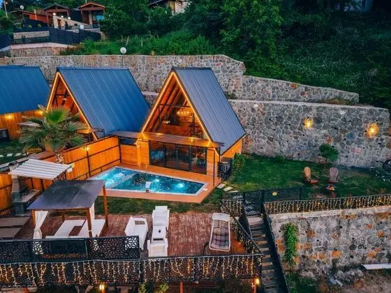 Teras Bungalow Oda, Göl Manzaralı, Isıtmalı Özel Havuzlu