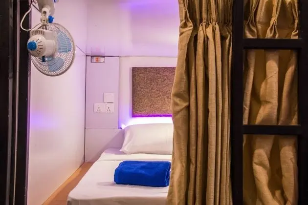 Luxury Ortak Ranzalı Oda, Karma Ranzalı Oda, Sigara İçilebilir