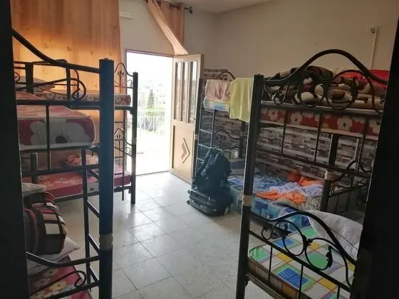 Ortak Ranzalı Oda, Birden Çok Yatak (Boys Cave)