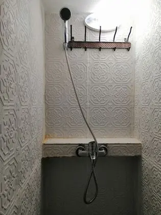 Ortak Ranzalı Oda, Birden Çok Yatak (Girls Palace)