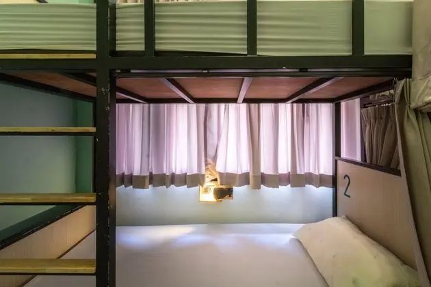 Yatakhanede Yatak Female Room
