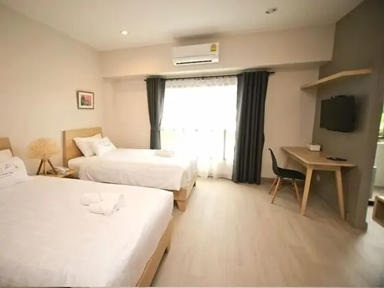 Standard Twin Room