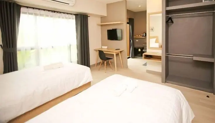 Standard Twin Room