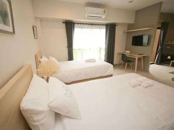 Standard Twin Room
