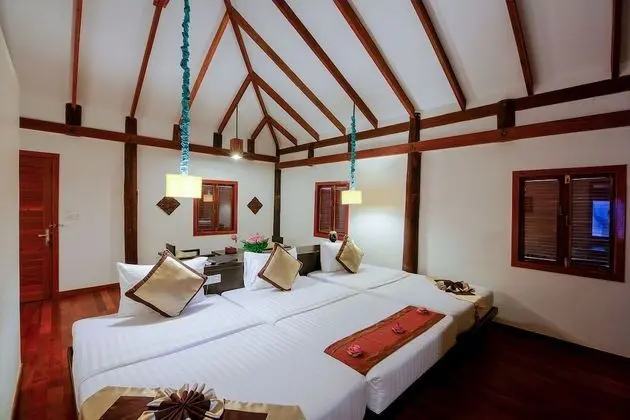 Üç Kişilik Oda (Private Villa - Free roundtrip & City)