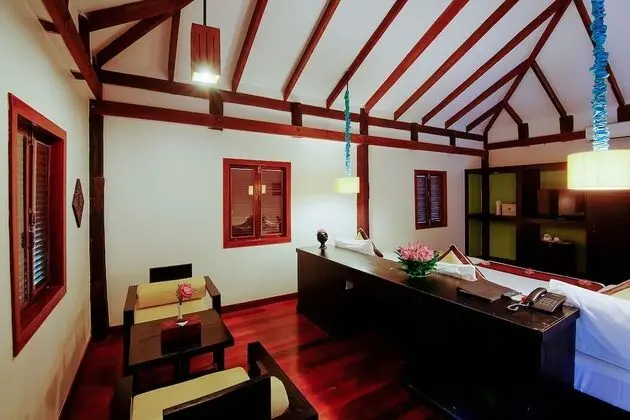 Üç Kişilik Oda (Private Villa - Free roundtrip & City)