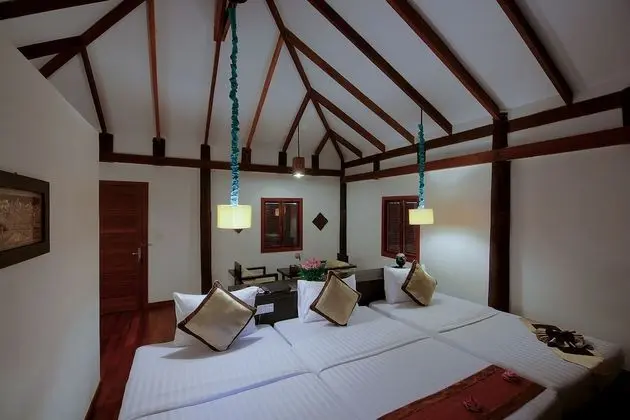Üç Kişilik Oda (Private Villa - Free roundtrip & City)