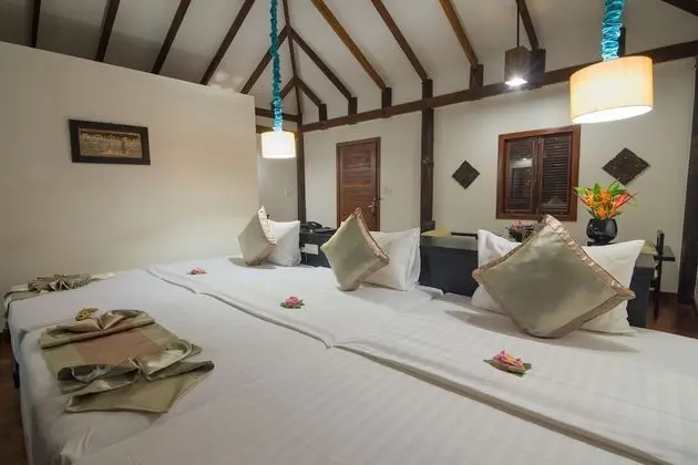Üç Kişilik Oda (Private Villa - Free roundtrip & City)