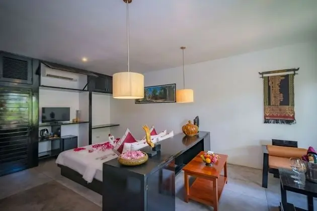 Deluxe King or Twin Room, Pool View - Free Pick Up and Transfer